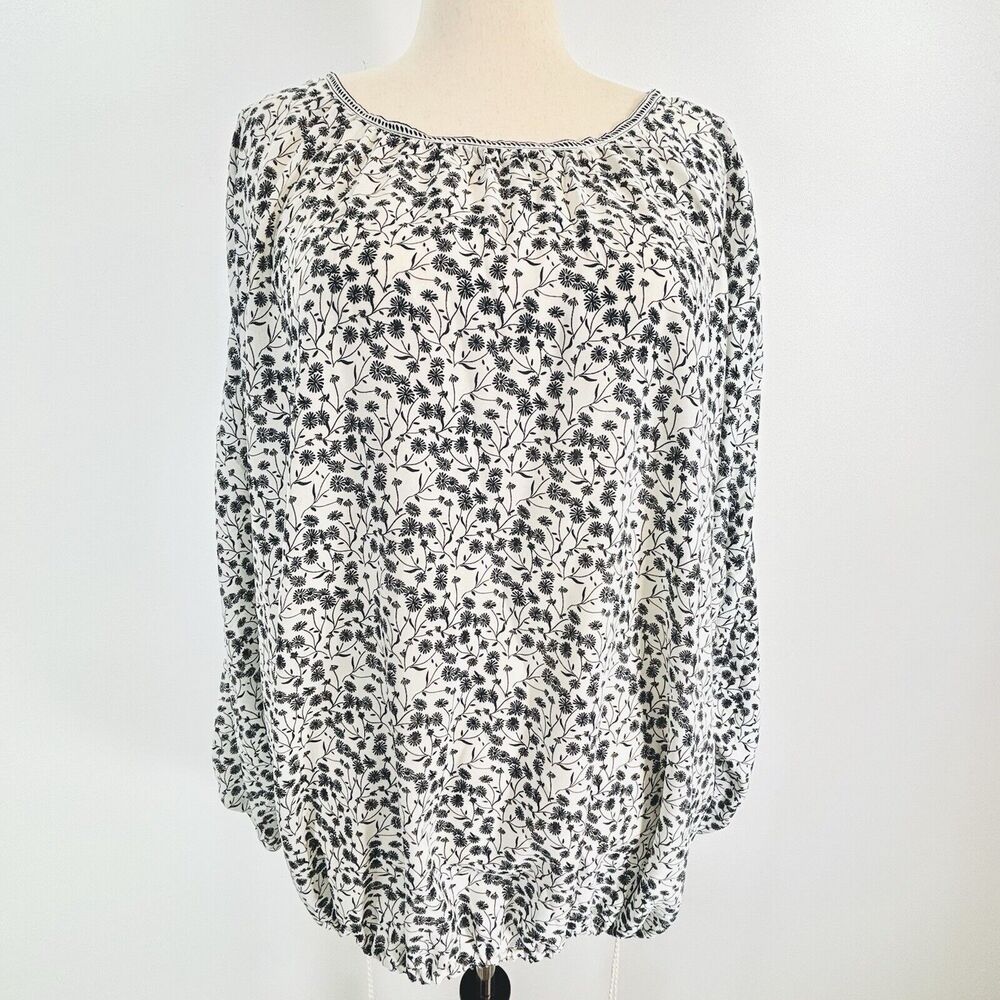 Max Studio Top Women 3X Plus Black White Floral Flowy Relaxed Loose Work Tassels